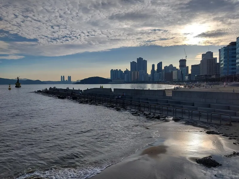 [Haeundae, Busan] Oksan Villa, about 5 minutes walk from the white sand beach, with a very large three-sided veranda 21