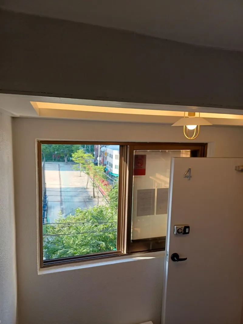 [Seocho, Seoul][Gangnam] Overwhelming location! 3 minutes from the station, large windows, 4 private bathrooms 7