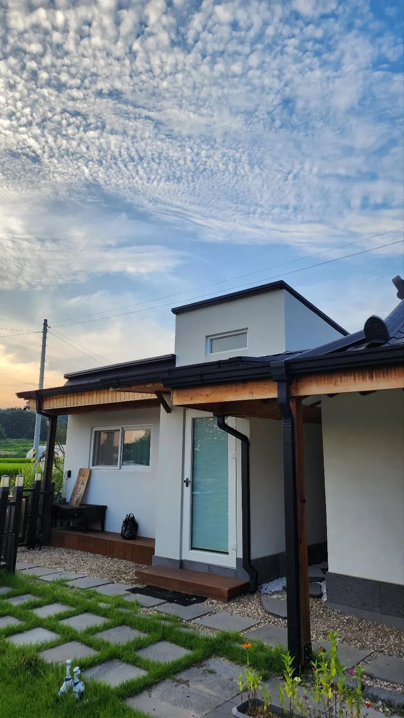 [Nonsan][Nonsan Yangchon] #Pets allowed #Spacious lawn #Sunlit view from large windows #Independent vacation home 30