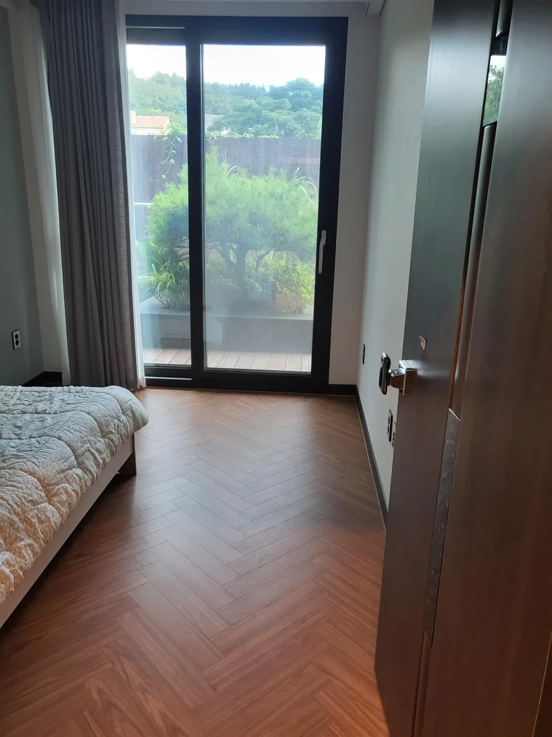 [Aewol, Jeju] 4-room villa with healing forest view #Terrace 12