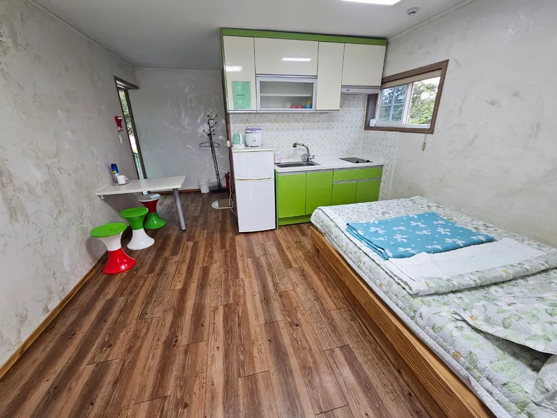 [Gunsan] Peaceful and quiet Seonyudoan Ocean View Pension #2 person room 2