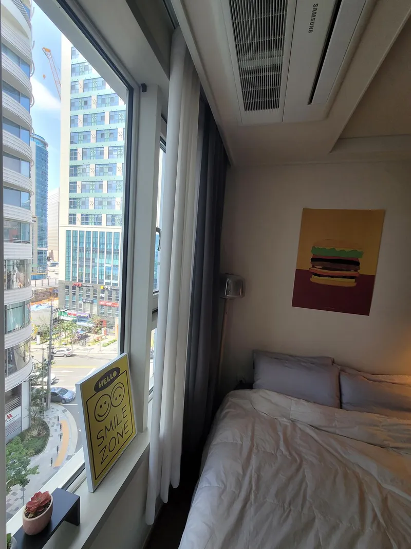 [Dong-gu, Daegu][Dongdaegu KTX] A clean, 5-minute subway ride away from the station, a hot place. 6