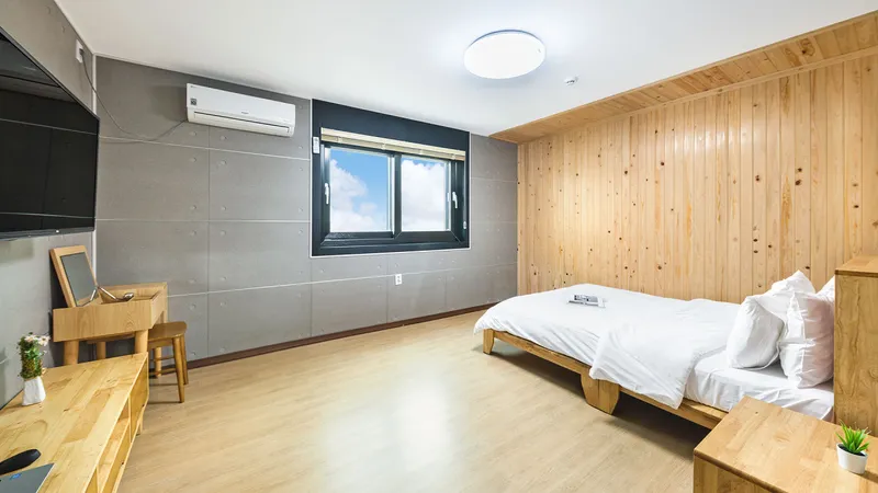 [Uljin] Standard room in a quiet pension complex near Hupo Beach 9
