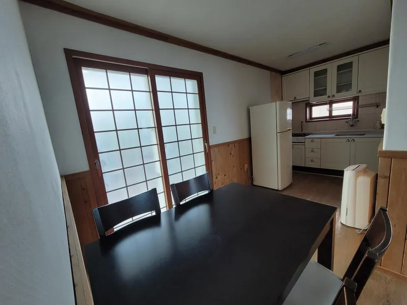 [Hogeun-dong, Seogwipo] Beomseom Ocean View, Rooftop Accommodation with a Great View, 2nd Floor, Room 203 (Two Rooms) 7