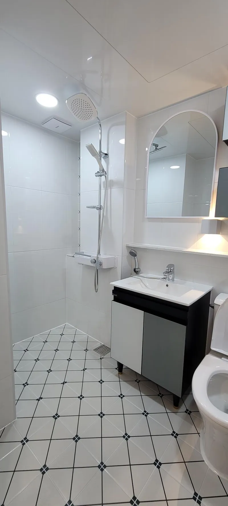 [Goyang] ☆Baekseok Station☆ Luxury 4-5 person duplex with white bathroom and great view #Parking 3