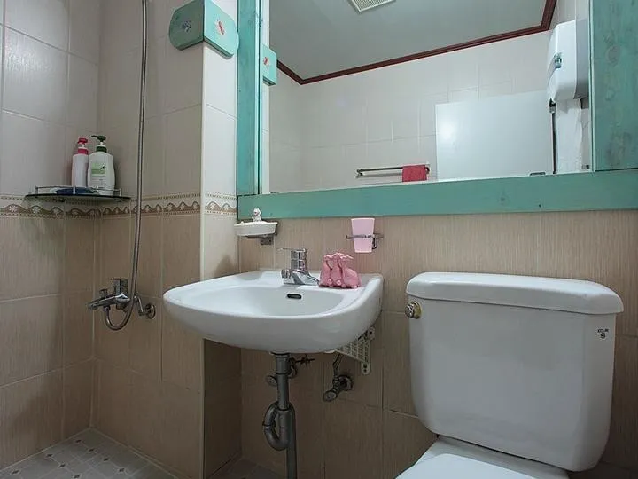 [Muju] A very cost-effective ondol pension in Deogyusan National Park #Wild Chrysanthemum #Utilities included 4