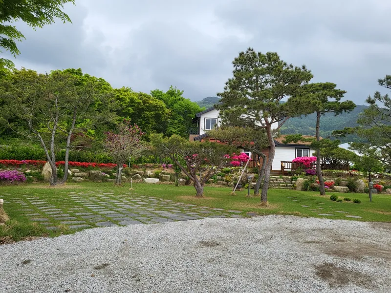 [전북 남원] 지리산 자락 하늘이 맞닿고 별이 쏟아지는 30평 독채 5