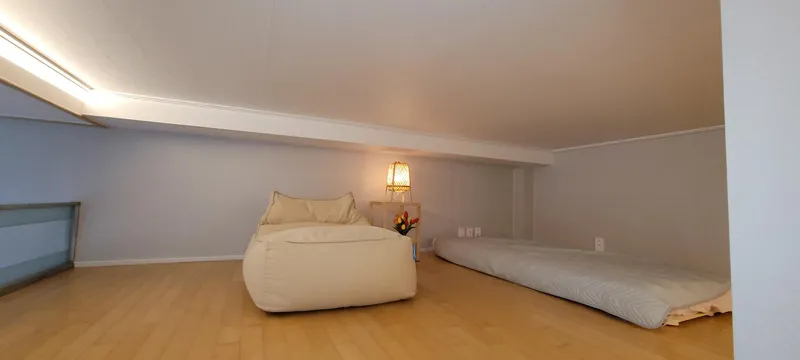[Goyang] ☆Baekseok Station☆ Luxury 4-5 person duplex with white bathroom and great view #Parking 11