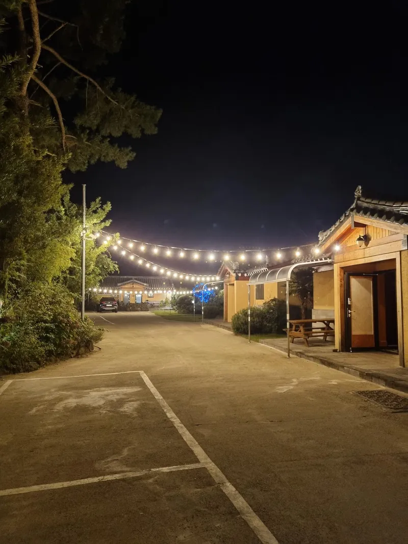 [Aewol, Jeju] Accommodation with cypress trees and healing #Pets allowed 34