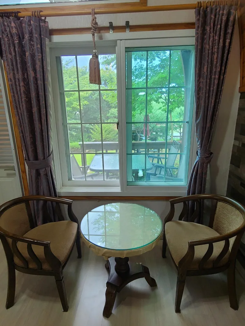 [Pyeongchang] Cabin A "Scent of the Forest" Duplex Private House, Pristine Area. Queen Bed Room, Downstairs Room 10