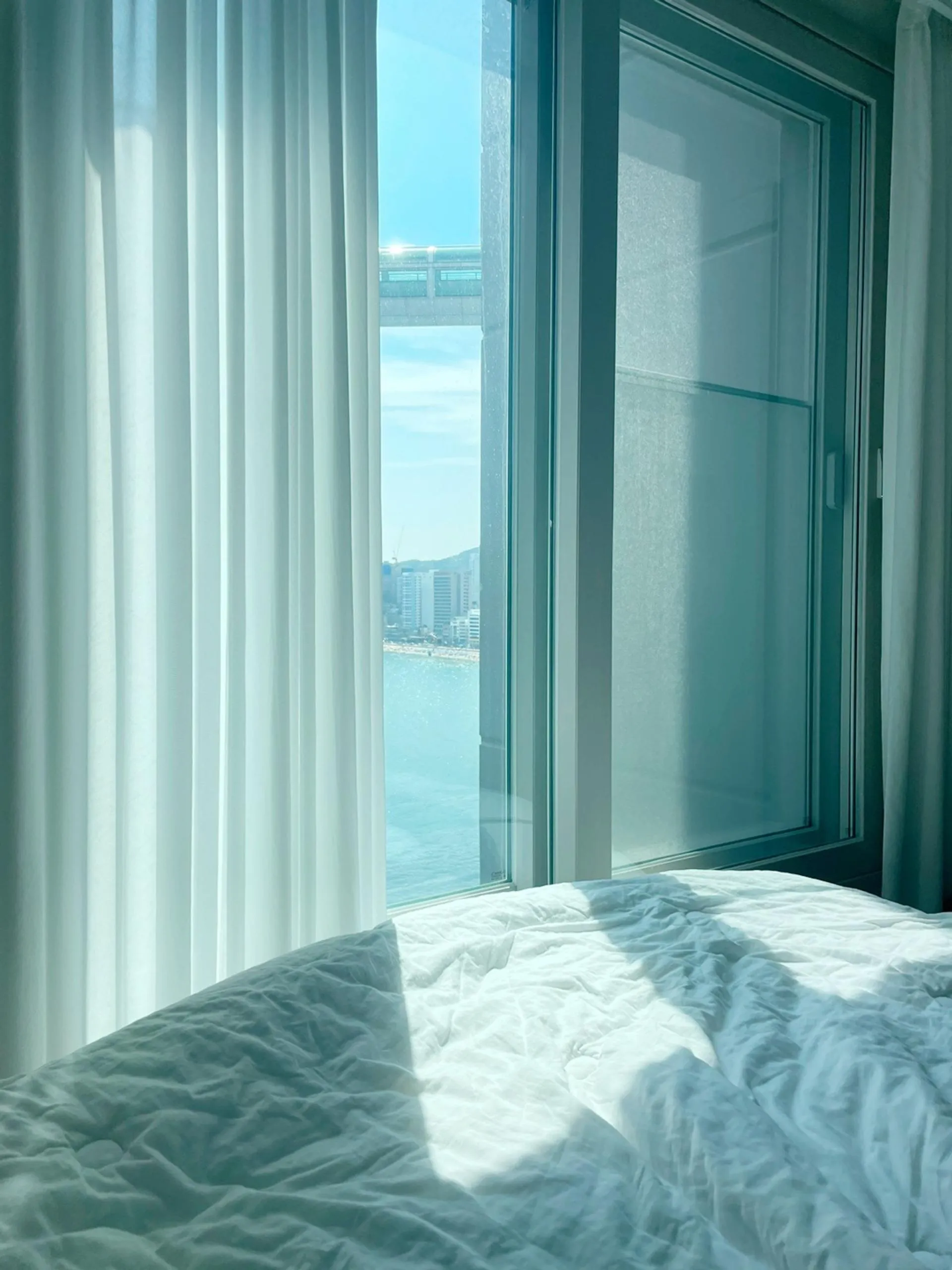 Millak-dong Ocean View One-Bedroom Apartment