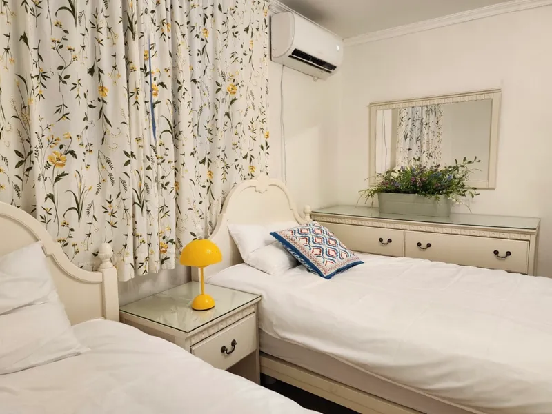 [Jongno, Seoul] Two-room accommodation near Tongin Market in Okindong, Seochon 2