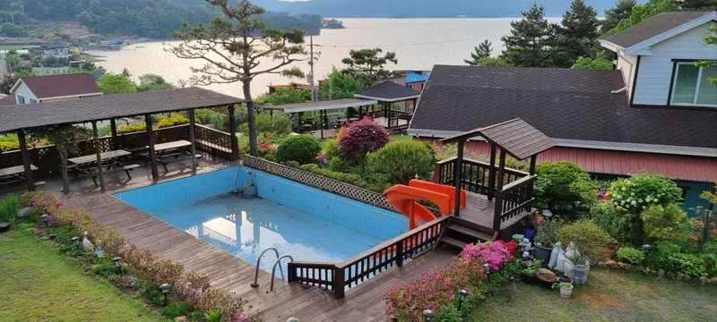 [Seosan] Ocean view 13 pyeong pension right in front of the West Sea 7