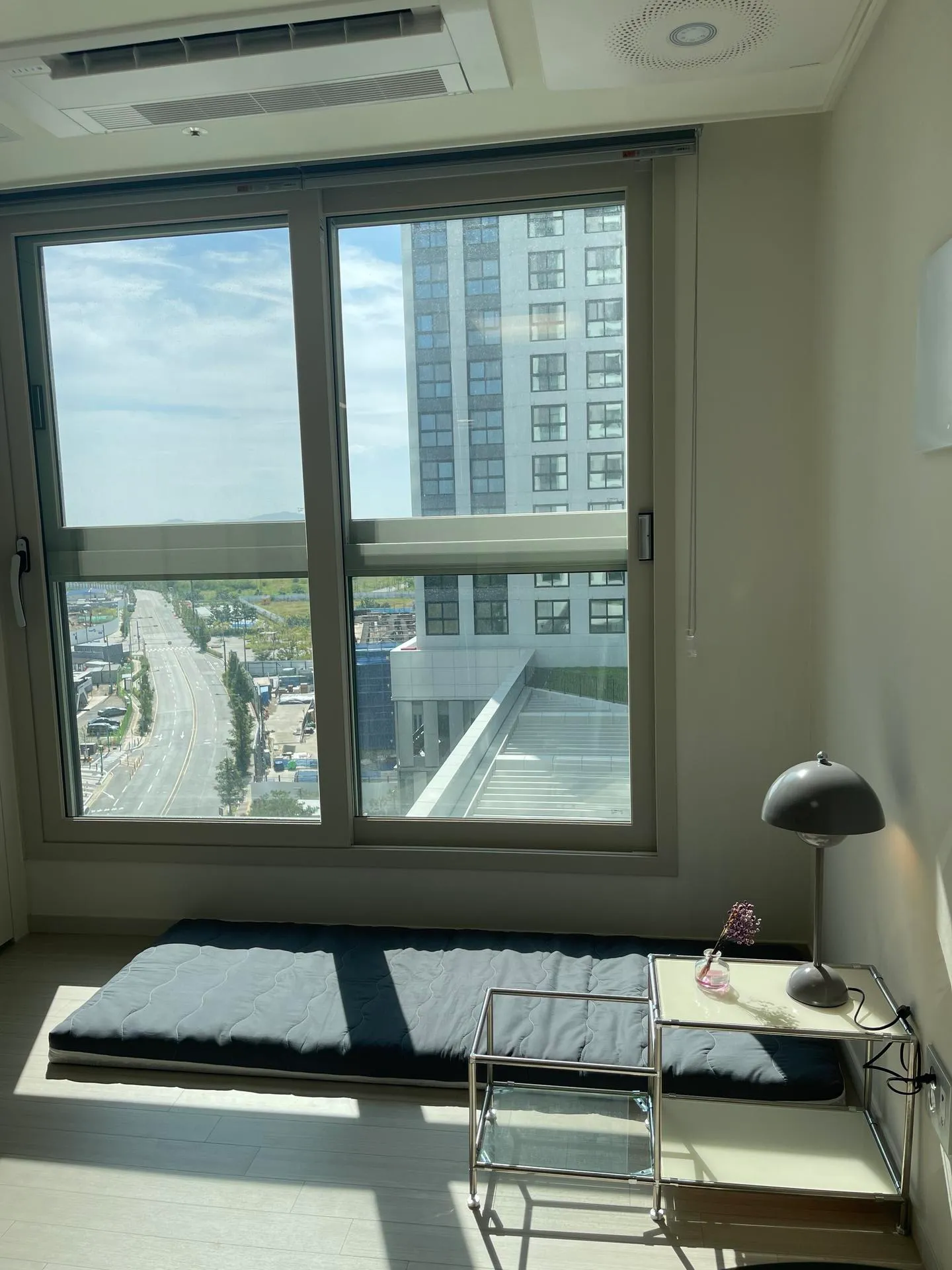 Cheongna-dong One-Bedroom Efficiency Apartment