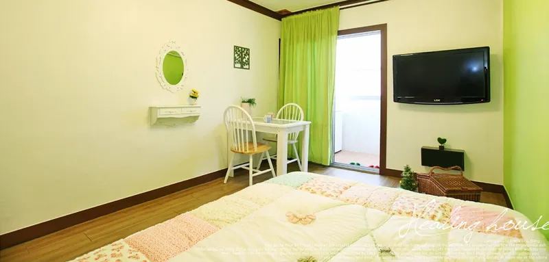 [Taean] Pension 2 minutes walk from Kkotji Beach where you can experience the mudflats #LoveOne 4