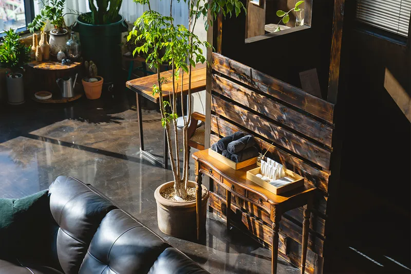 [Yeosu] Cocktail bar concept accommodation with a view of the night sea in the center of Yeosu Cafe Street 54