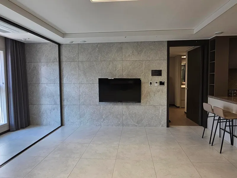 [Nohyeong-dong, Jeju][Jeju Nohyeong Intersection] Starbucks View Full Option 3 Rooms 3 Beds (10 minutes from Jeju Airport) 2