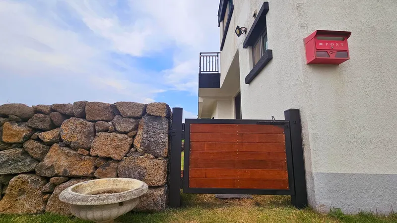 [Hallim, Jeju] #4-sided stone wall #Best location for traveling in the west of Jeju #A space for living for a month with everything 31