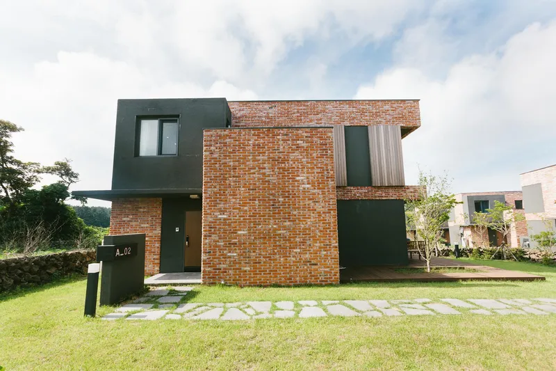 [Seongsan, Seogwipo][Seogwipo/Seongsan] #PremiumPrivateVilla #BBQ Pet-friendly accommodation 24