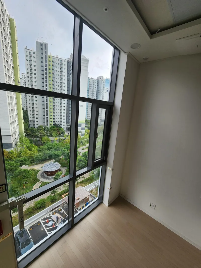 [Goyang] Hyangdong Newly built duplex officetel 5th floor park view 12