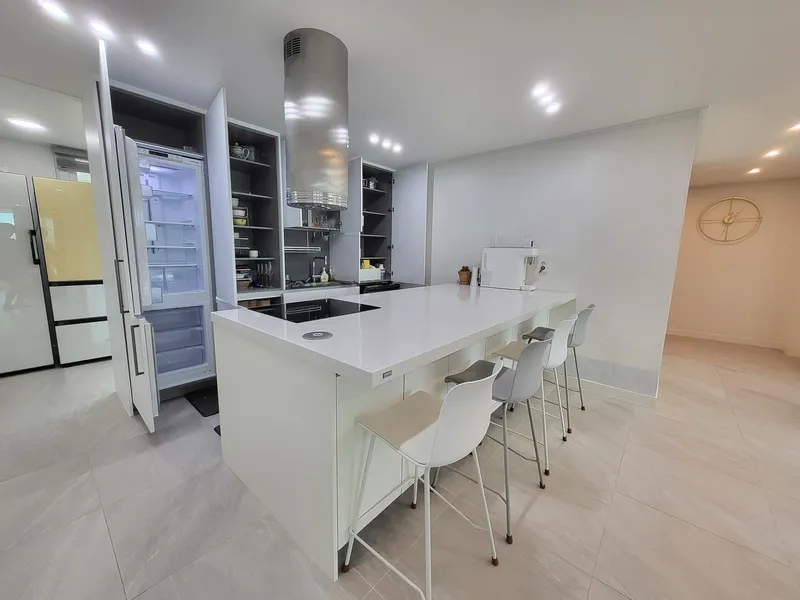 [Yeosu] A luxury house with a striking ocean view 15