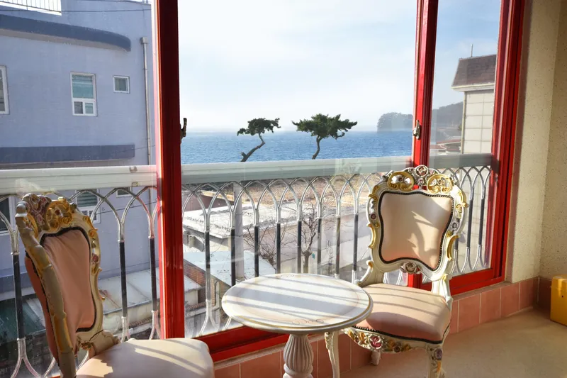 [Taean] Ocean view pension right in front of Bangpo Beach #2nd floor bed room 3