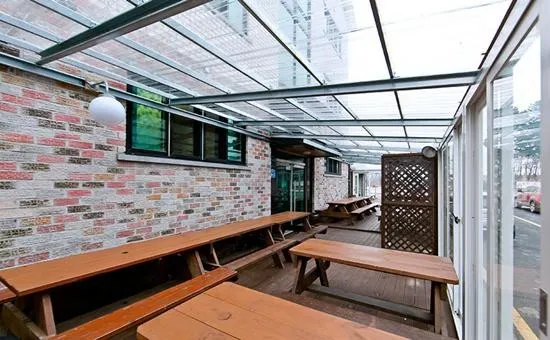 [Boryeong] Pension within 5 minutes walk from Daecheon Beach #Ondol One Room #Small Dogs Allowed A 11