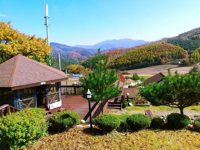 [Pyeongchang] Cabin A "Scent of the Forest" Duplex Private House, Pristine Area. Queen Bed Room, Downstairs Room 2