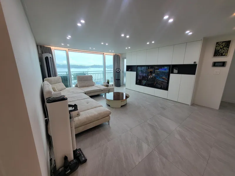 [Yeosu] A luxury house with a striking ocean view 7