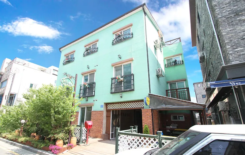 [Boryeong] Pension Cappuccino 1 (bed) within 5 minutes walk from Daecheon Beach 8