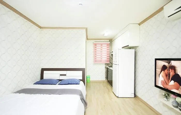 [Boryeong] Pension Cappuccino 1 (bed) within 5 minutes walk from Daecheon Beach 6