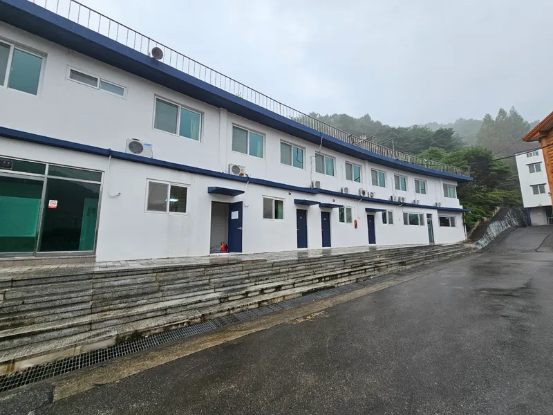 [충남 공주] 조경시설과 폭포가 어울어진 백제권의 중심 유스호스텔 #온돌 10