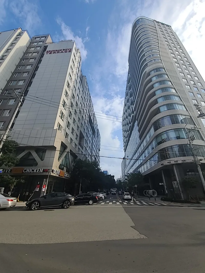 [Dong-gu, Daegu][Dongdaegu KTX] A clean, 5-minute subway ride away from the station, a hot place. 9