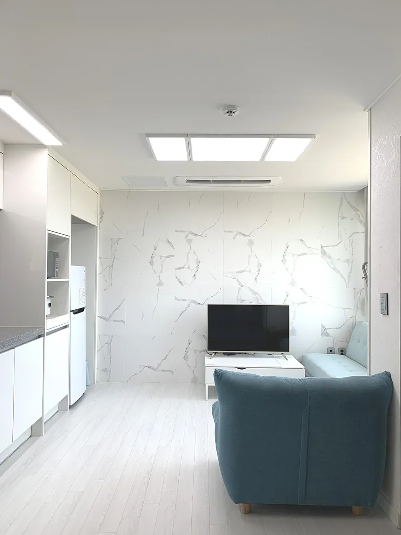 [Aewol, Jeju] A detached townhouse with a jacuzzi overlooking the nearby sea, coastal road 1 87