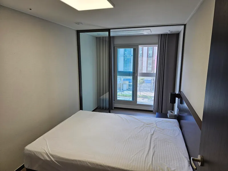[Nohyeong-dong, Jeju][Jeju Nohyeong Intersection] Starbucks View Full Option 3 Rooms 3 Beds (10 minutes from Jeju Airport) 7