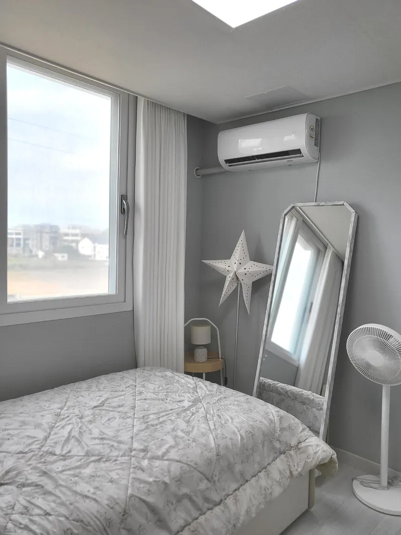 [Aewol, Jeju] A detached townhouse with a jacuzzi overlooking the nearby sea, coastal road 1 117