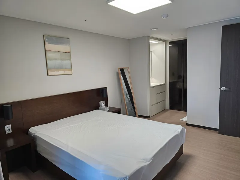 [Nohyeong-dong, Jeju][Jeju Nohyeong Intersection] Starbucks View Full Option 3 Rooms 3 Beds (10 minutes from Jeju Airport) 12
