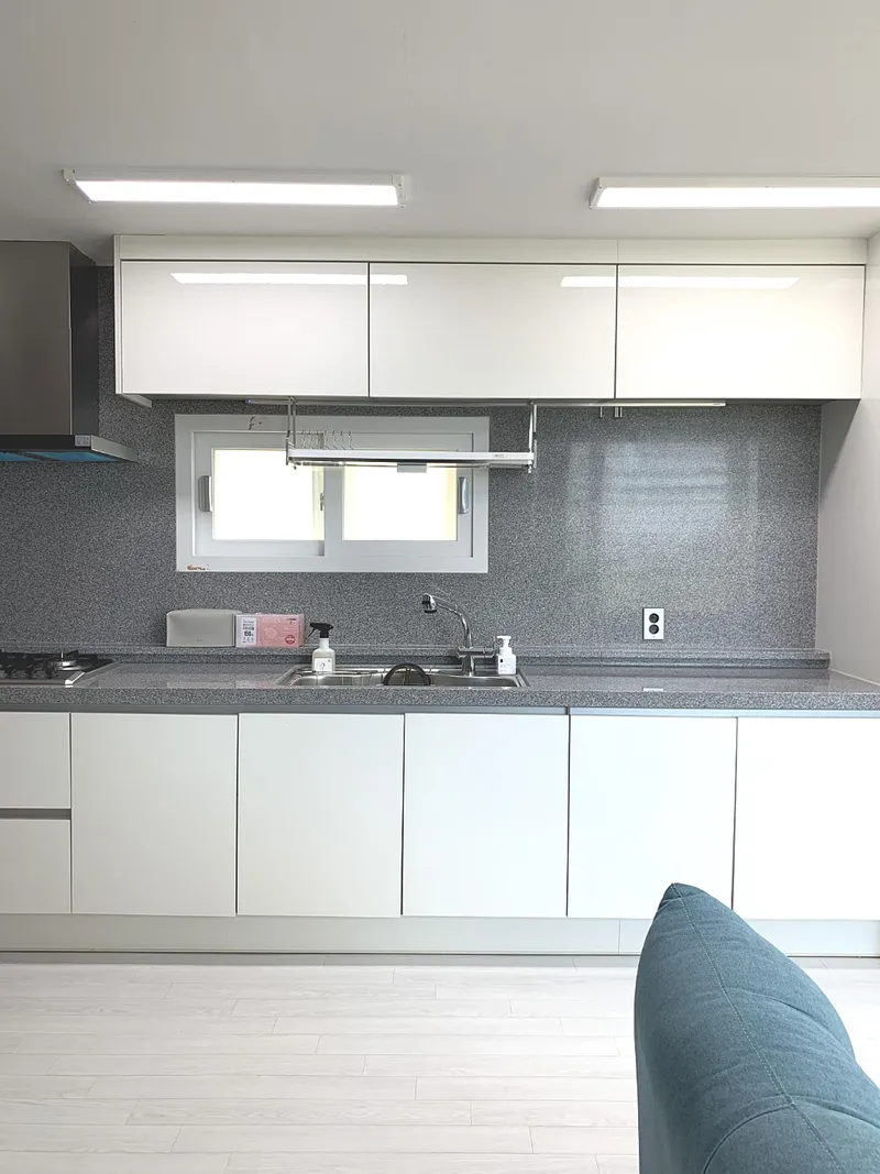 [Aewol, Jeju] A detached townhouse with a jacuzzi overlooking the nearby sea, coastal road 1 86