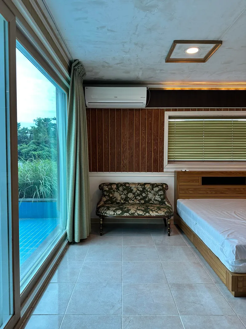 [Andeok, Seogwipo] Noriter, a private house with beautiful walking paths #DogFriendly 3