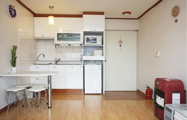 [Seosan] Ocean view 13 pyeong pension right in front of the West Sea 4