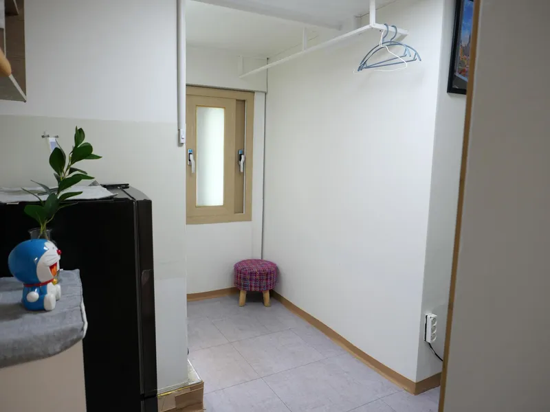[Seocho, Seoul][Gangnam] Unrivaled Location! 3 minutes from the station, large windows, 52 private bathrooms 2