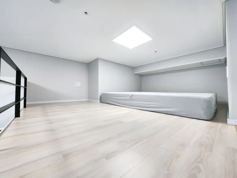 [Songpa, Seoul] Jamsil high-rise view newly built fully-furnished one-room duplex 2