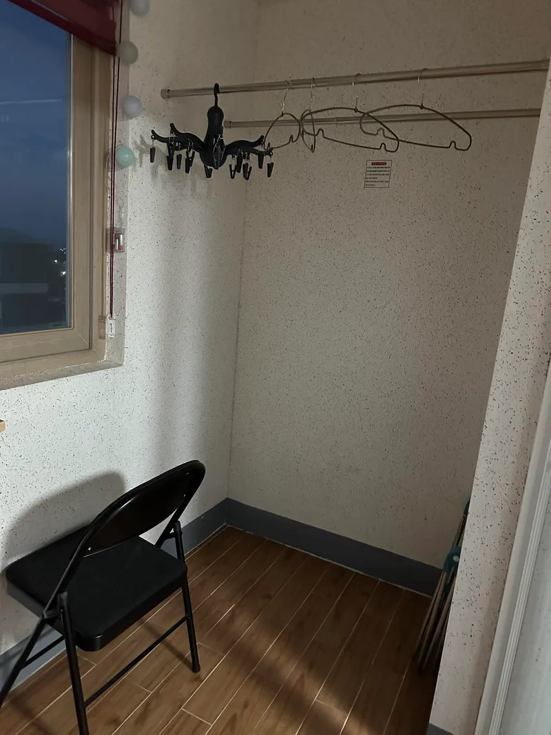 [Gangjeong-dong, Seogwipo] 14 Pyeong (actual size), 2 Balconies, a true 1.5-room apartment with ocean view at the price of a studio, excellent transportation 28