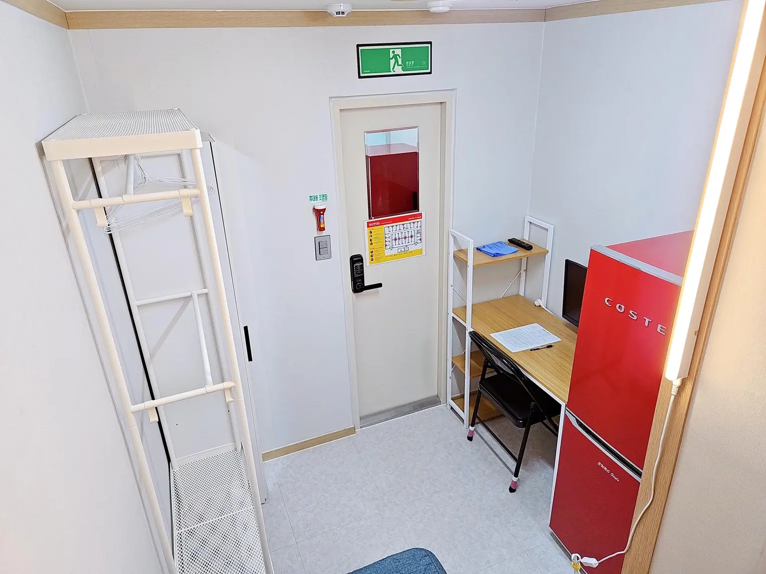 Other spaces photo 3 - Short-term lodging in a gosiwon near Jungang Station 207 (1BR & sleeps 1)