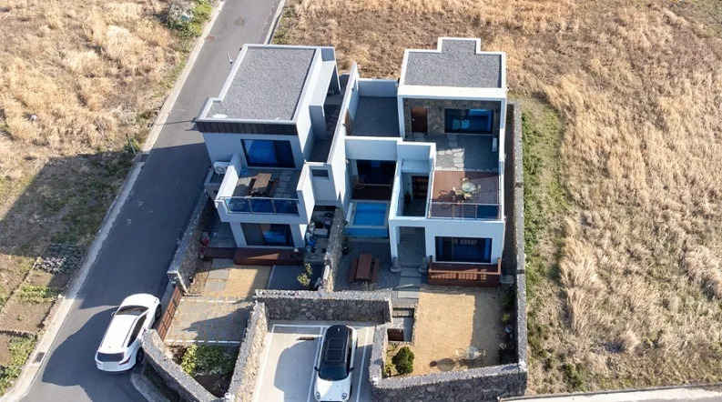 [Hangyeong, Jeju] Private ocean view two-room duplex independent pension 10