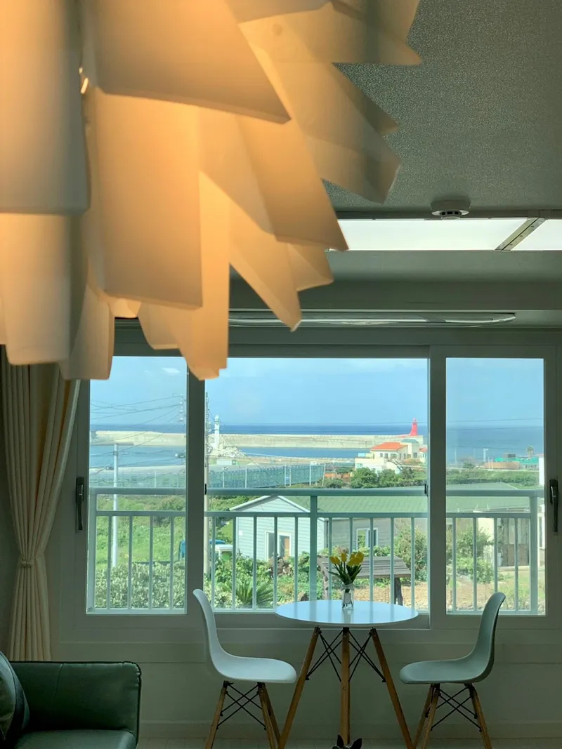[제주 애월] 애월해안 오션뷰 구해줘 홈즈에 방영한 해안도로까지 도보10초 가성비 숙소 58