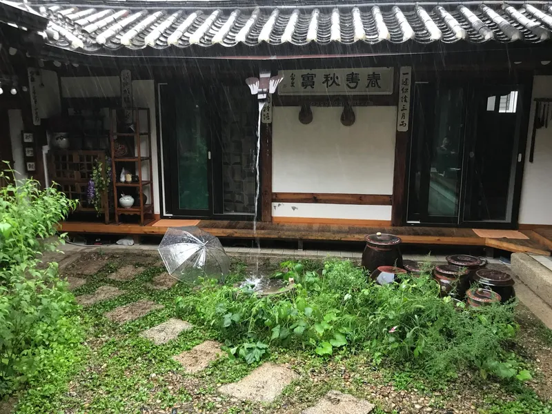 [서울 종로][서울 종로 한옥] 한옥 마당이 보이는 투룸과 거실 독립 28