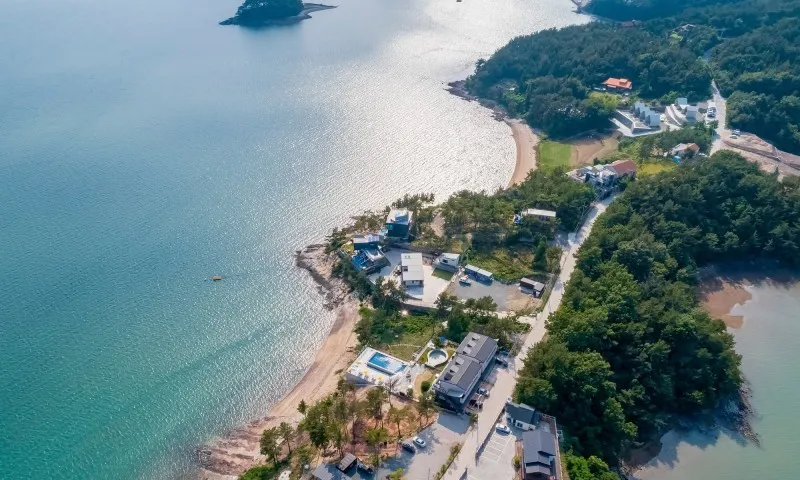 [Sacheon] Ocean view detached one-room pension with a swimming pool in front of the sea in Seopo-myeon 10