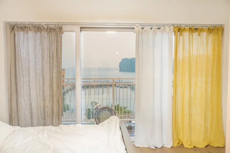 [Goseong] Ocean view pension 2nd floor, 5 seconds in front of Sangjokam National Park 24