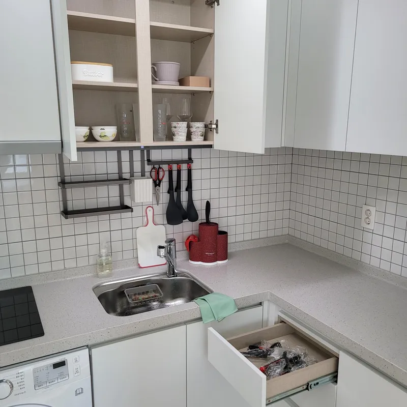 [Ansan] Newly built three-room officetel with Sihwa Lake in the background 16
